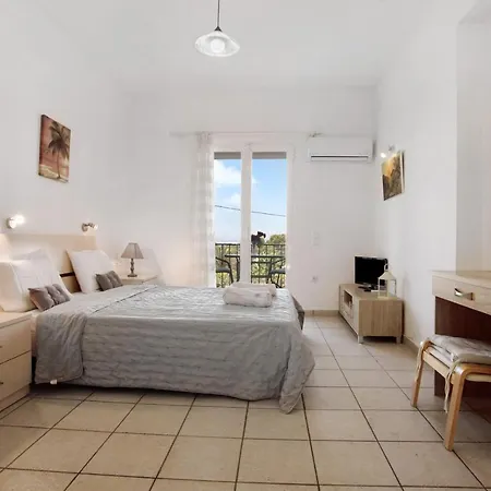 Yiannis 5 Apartment *