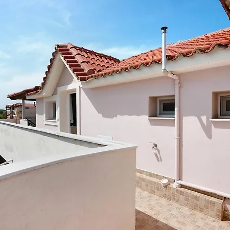 Yiannis 5 * Zakynthos Town