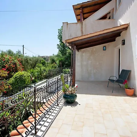 Yiannis 5 * ザキントス